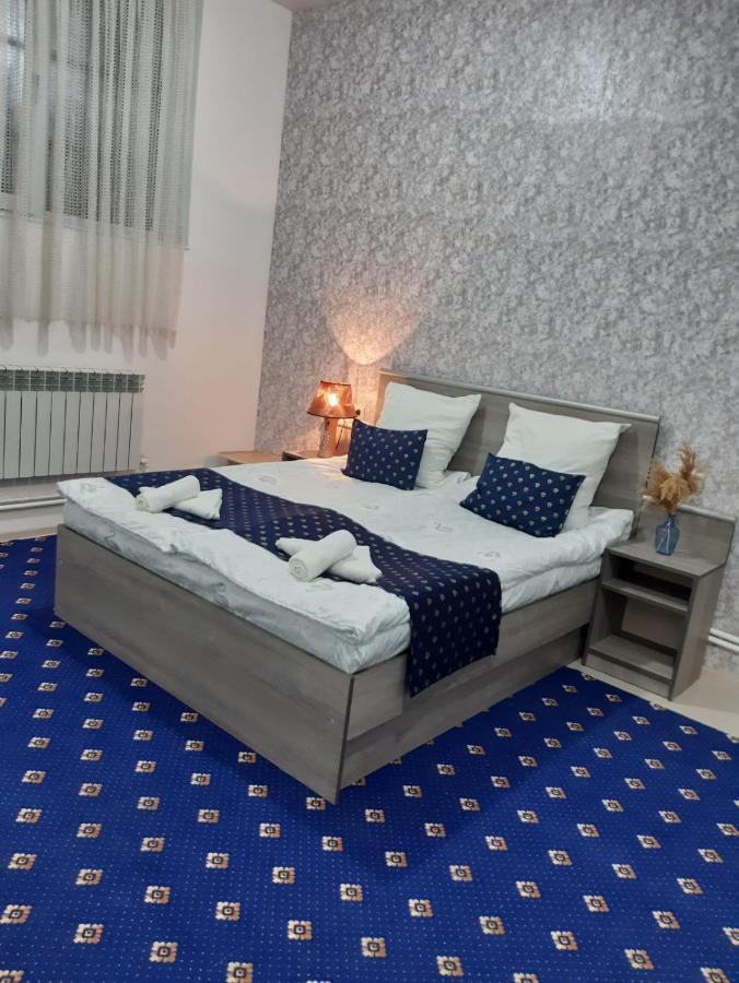 Lind Guest House B&B Gyumri Exterior photo